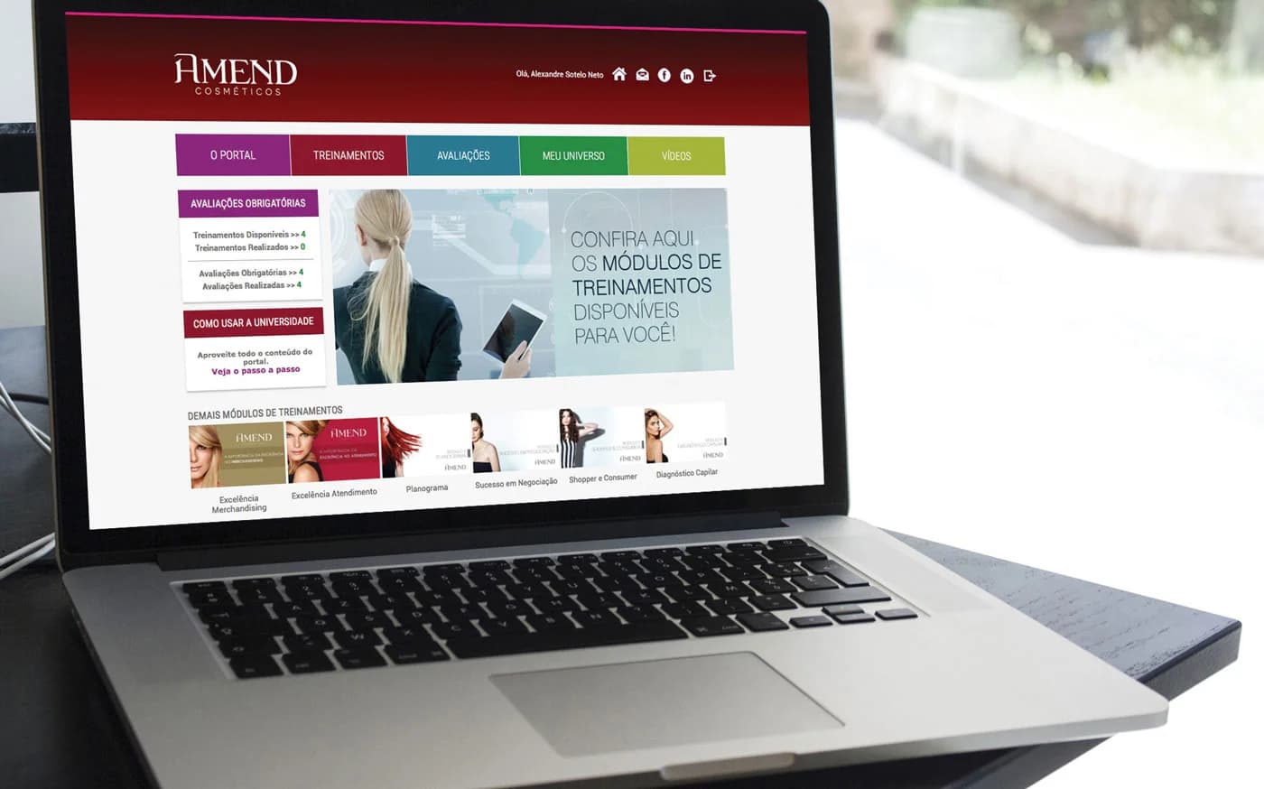 Telas da plataforma de e-learning da Amend